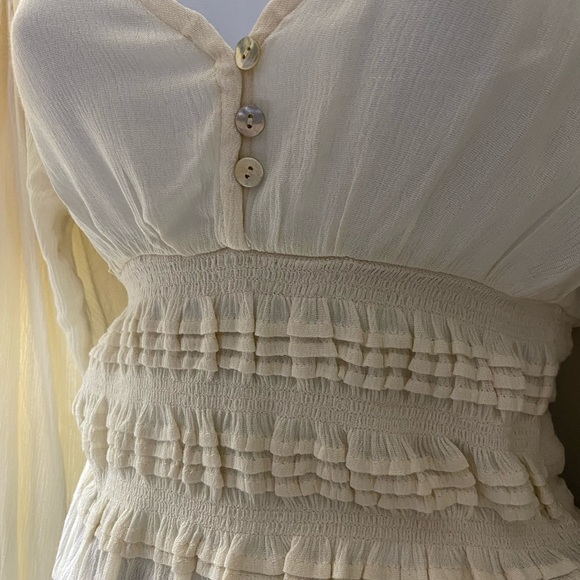 Amaryllis Crop Smock Top - Picture 2 of 5